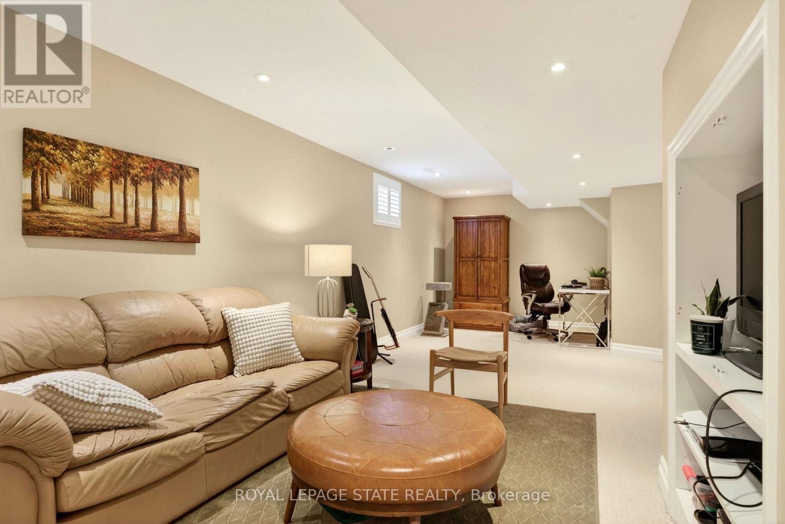 1326 Pepperbush Place, Oakville, Ontario  L6M 4B7 - Photo 36 - W12868126