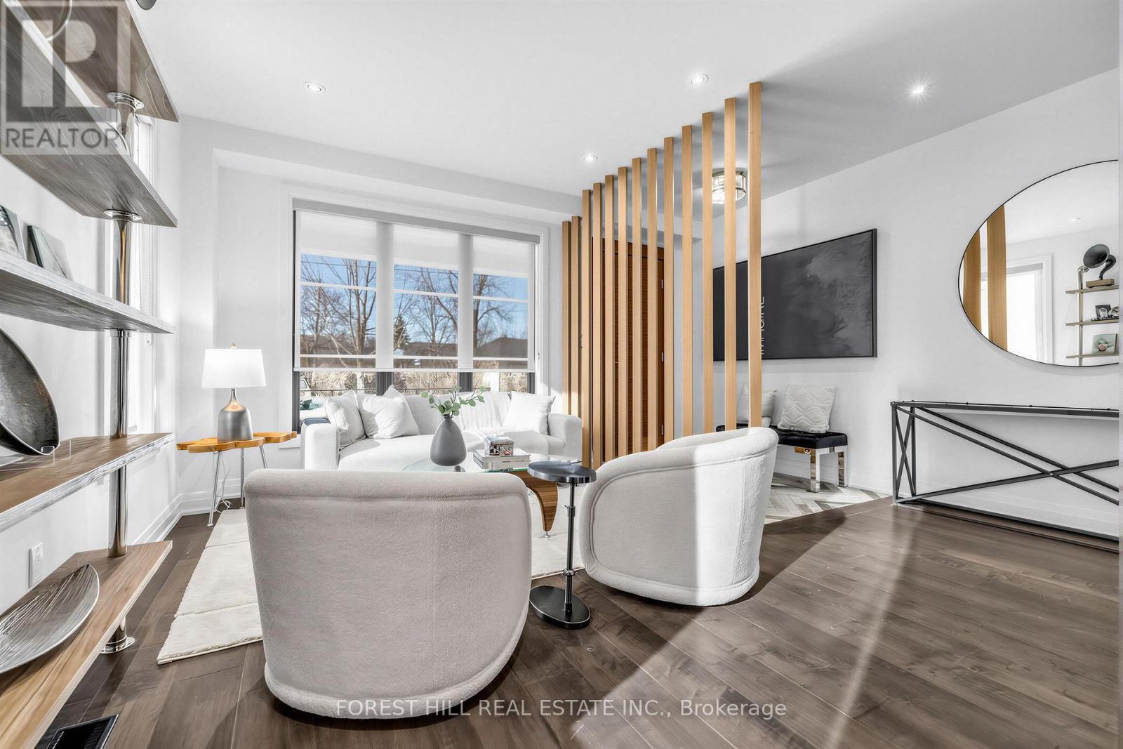 41 Invermay Avenue, Toronto, Ontario  M3H 1Z1 - Photo 4 - C12839052