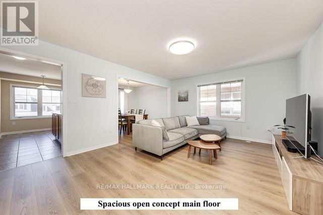 925 Hasselfeldt Heights, Milton, Ontario  L9T 0M4 - Photo 5 - W12794310