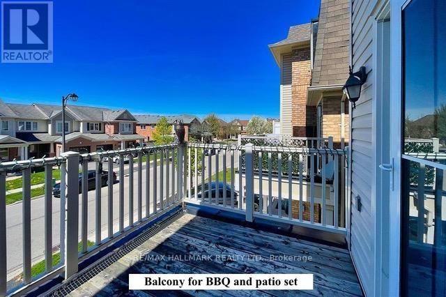 925 Hasselfeldt Heights, Milton, Ontario  L9T 0M4 - Photo 16 - W12794310