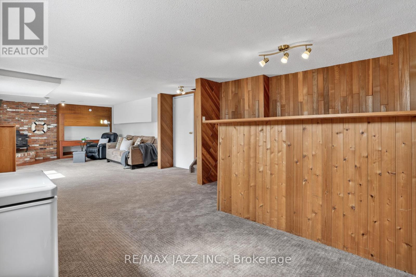 152 Guthrie Crescent, Whitby, Ontario  L1P 1A8 - Photo 23 - E12940172