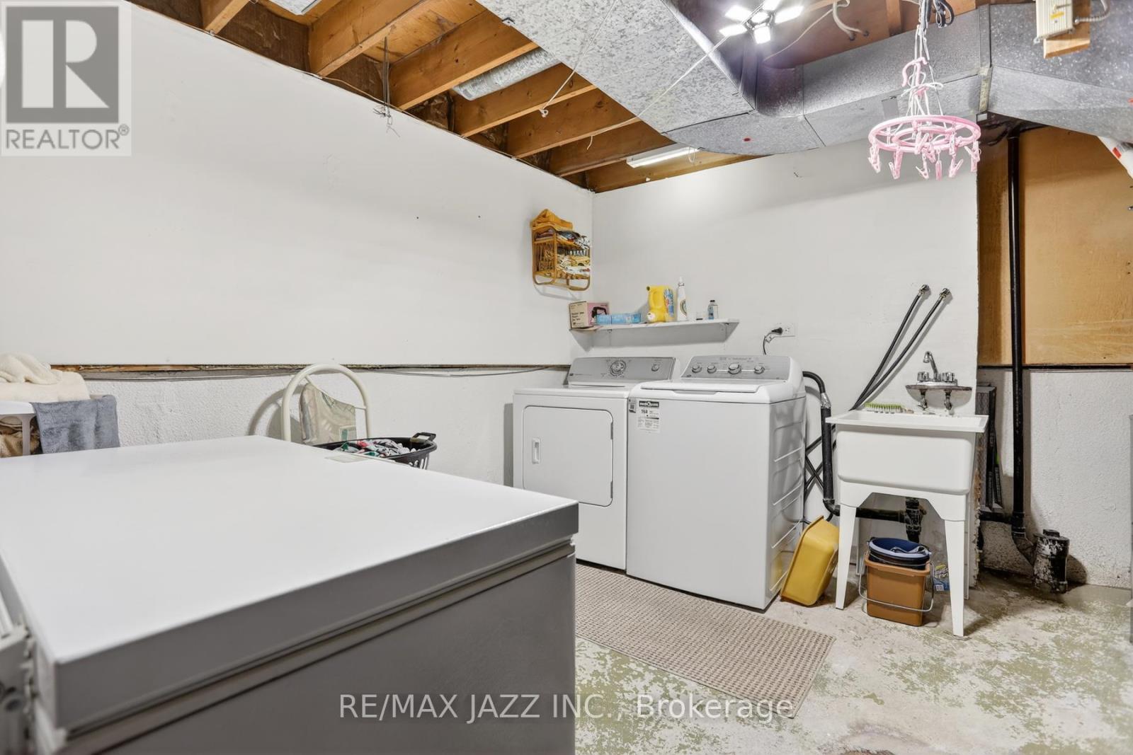 152 Guthrie Crescent, Whitby, Ontario  L1P 1A8 - Photo 34 - E12940172