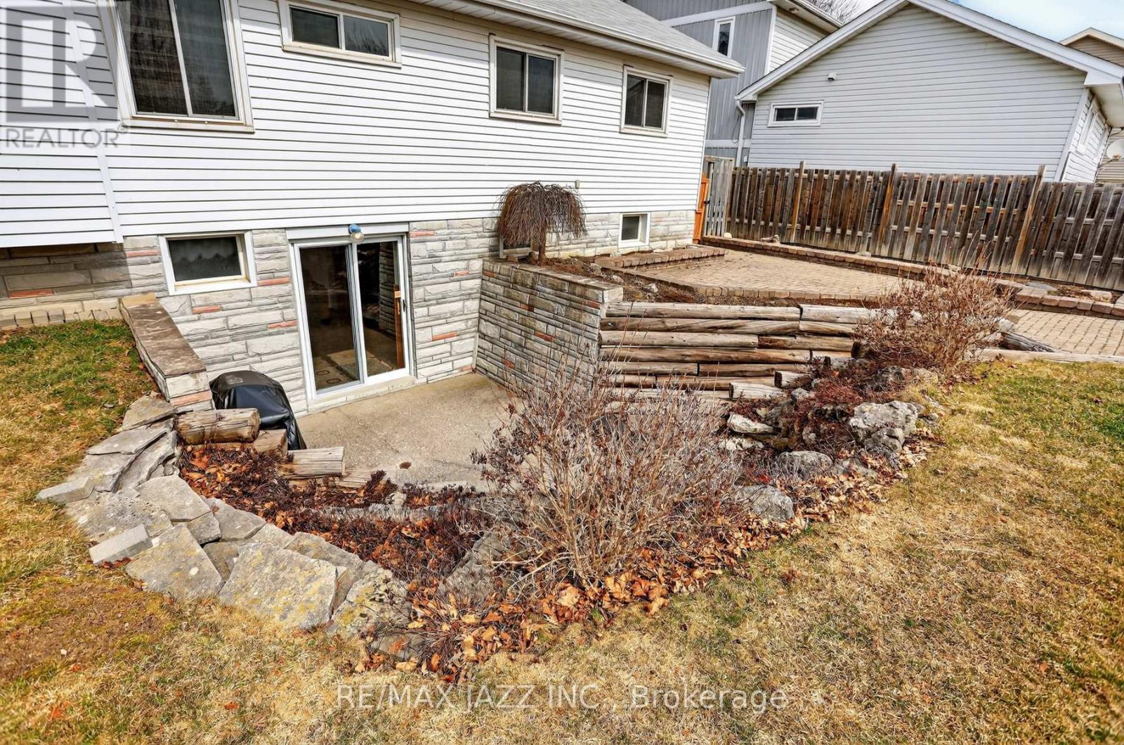 152 Guthrie Crescent, Whitby, Ontario  L1P 1A8 - Photo 38 - E12940172