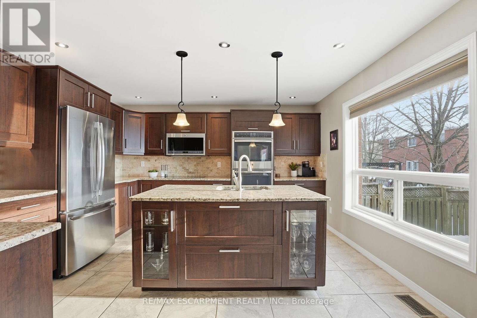 73 Riley Street, Hamilton, Ontario  L8B 0P9 - Photo 10 - X12806562