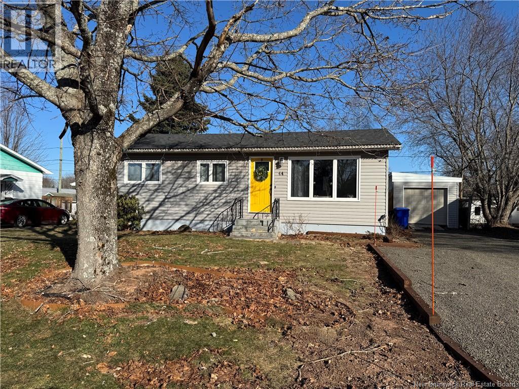 44 Lansdowne Court, Riverview, New Brunswick