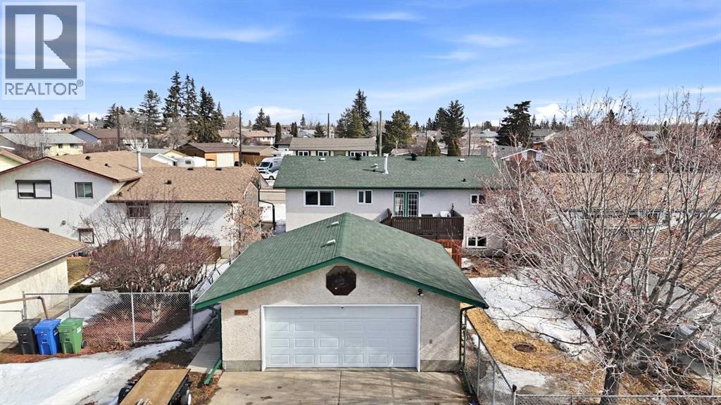 7032 59 Avenue, Red Deer, Alberta  T4P 1B7 - Photo 4 - A2294622