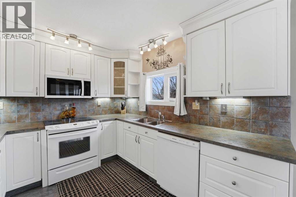 7032 59 Avenue, Red Deer, Alberta  T4P 1B7 - Photo 9 - A2294622