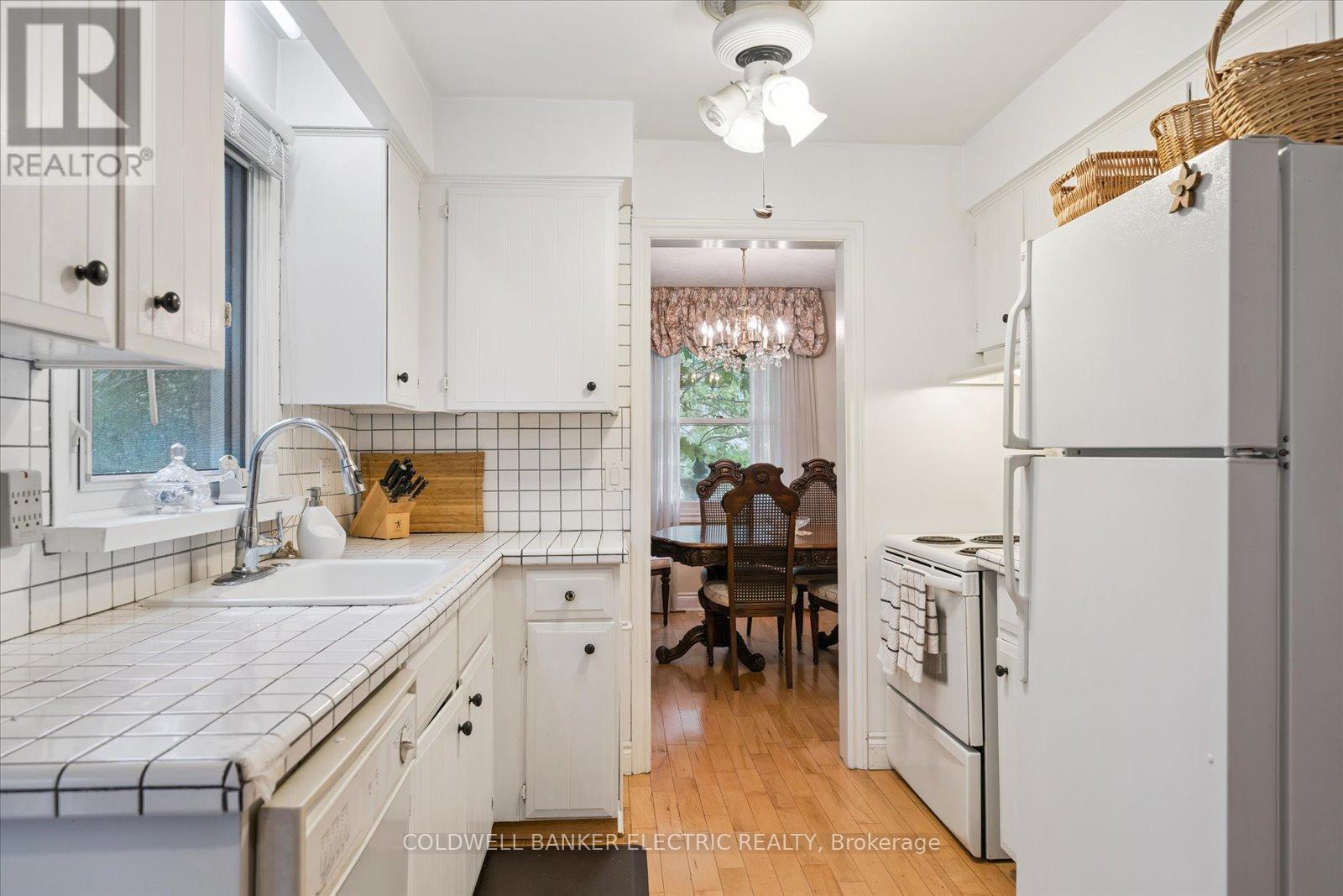 11 Bayleaf Court, Peterborough, Ontario  K9K 1A2 - Photo 12 - X12940252