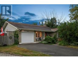 11 BAYLEAF COURT, Peterborough, Ontario