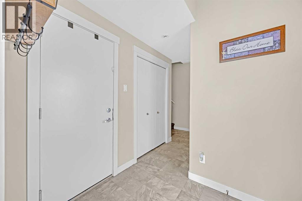 405 Redstone View NE, Calgary, Alberta  t3n 0m9 - Photo 5 - A2286661