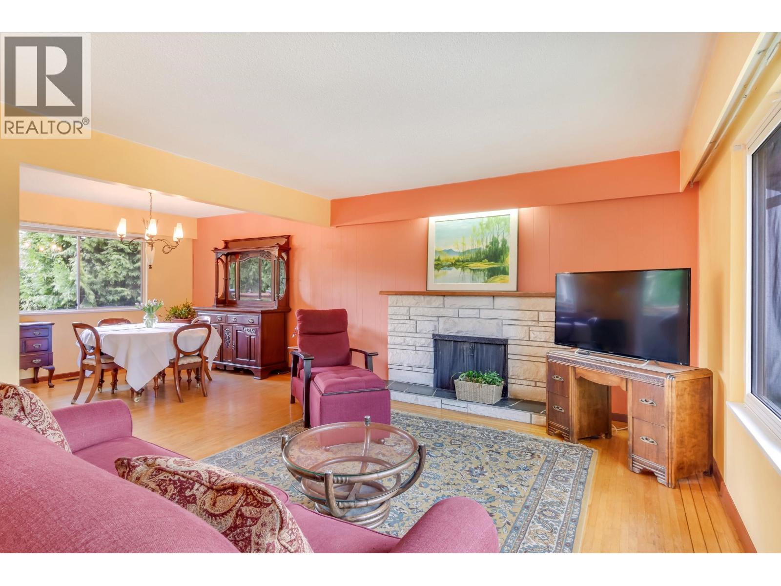 2294 Portage Avenue, Coquitlam, British Columbia  V3K 2Z3 - Photo 3 - R3104744