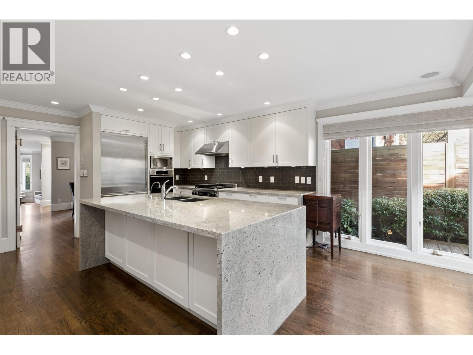 2518 Point Grey Road, Vancouver, British Columbia  V6K 1A3 - Photo 11 - R3105089