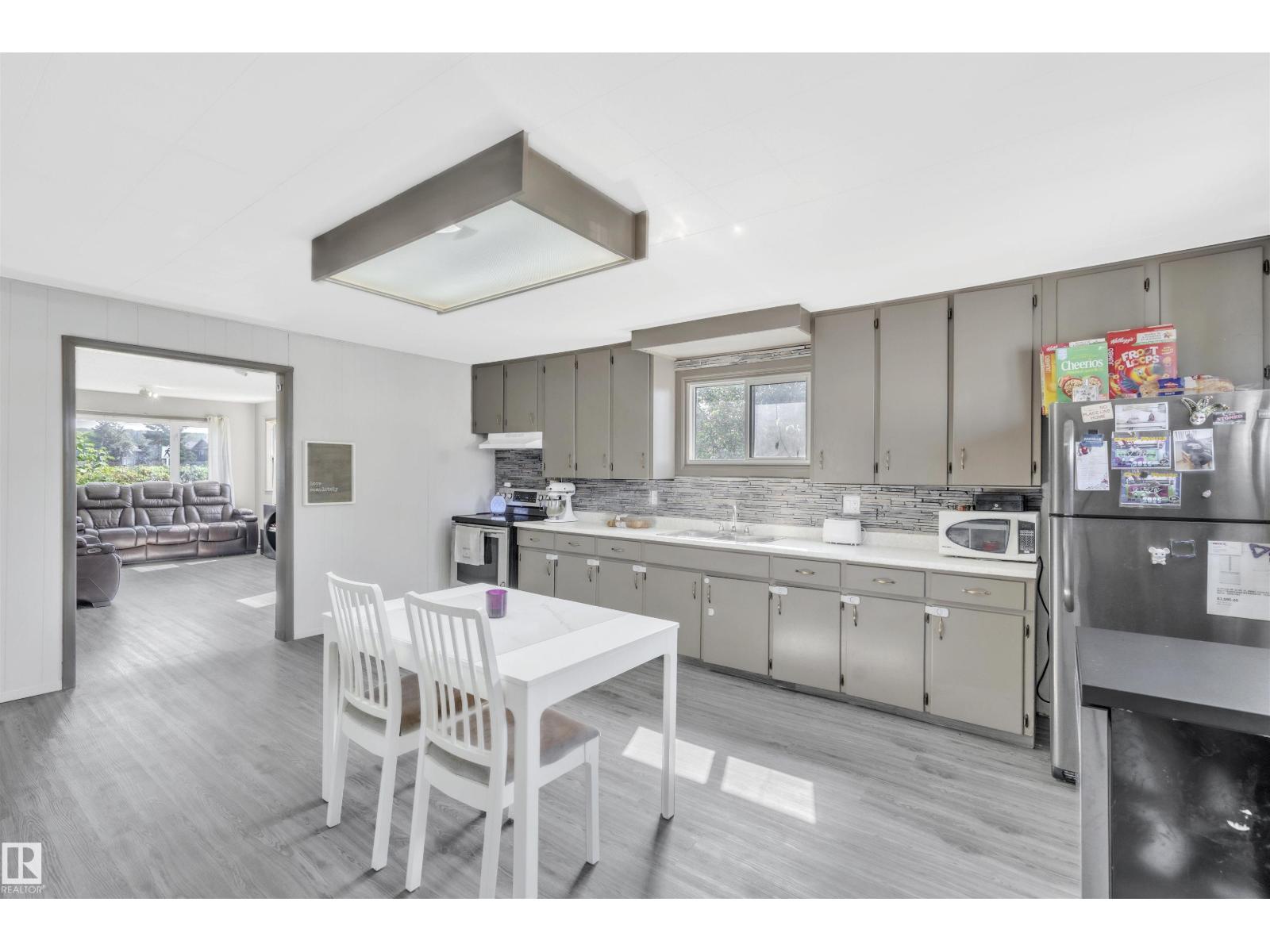 4702 50 Av, Cold Lake, Alberta  T9M 1Y9 - Photo 8 - E4455659