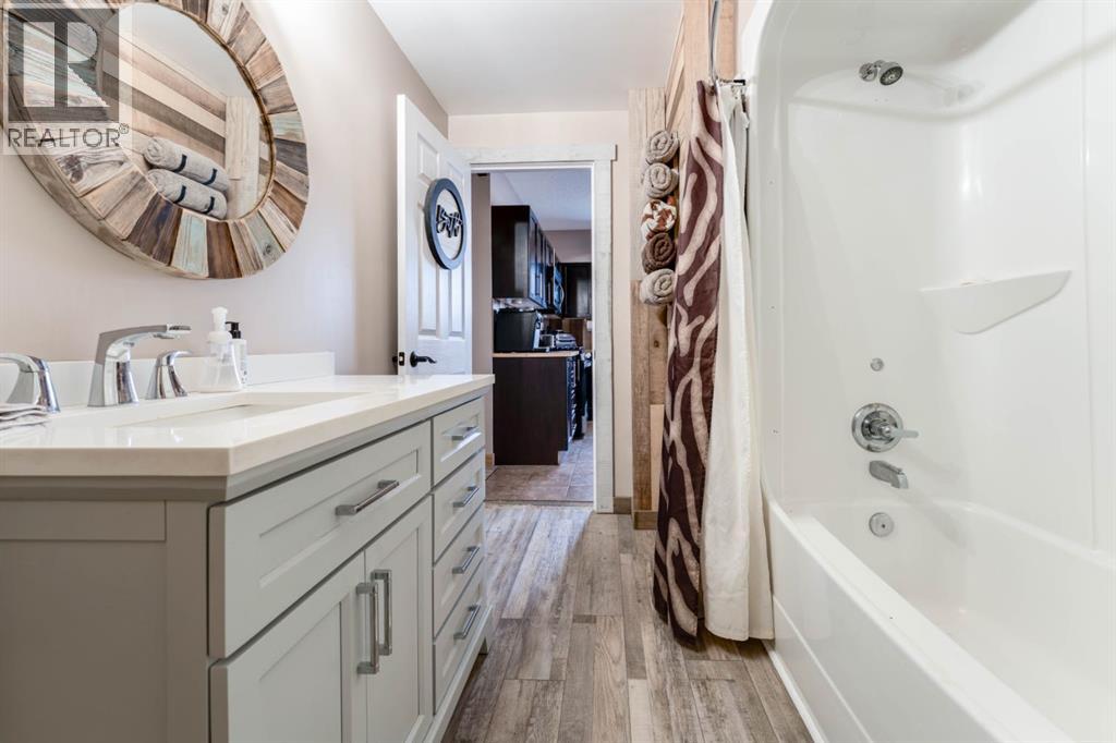 251231 Sunshine Road, Rural Rocky View County, Alberta  T1Z 0M6 - Photo 21 - A2289799