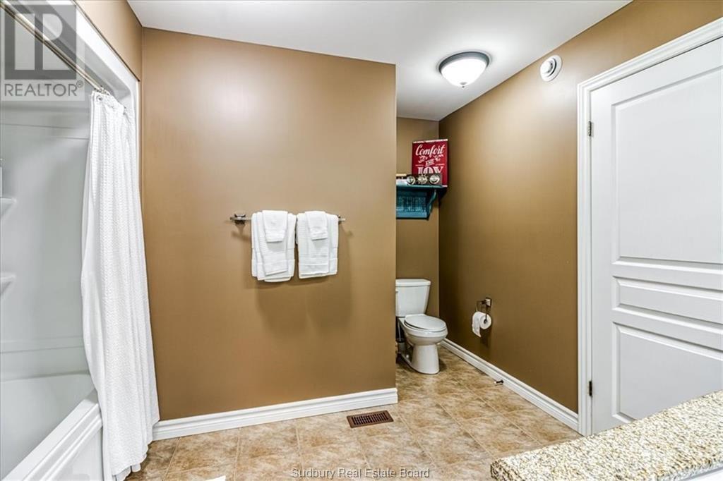 2753 Fleetwood Drive, Azilda, Ontario  P0M 1B0 - Photo 21 - 2126974