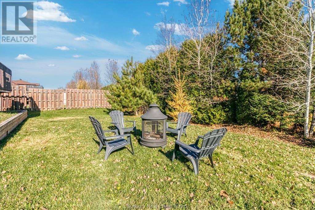 2753 Fleetwood Drive, Azilda, Ontario  P0M 1B0 - Photo 7 - 2126974