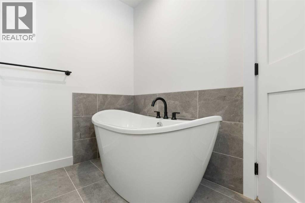 402, 1505 Spring Creek Gate, Canmore, Alberta  T1W 0N5 - Photo 17 - A2295643