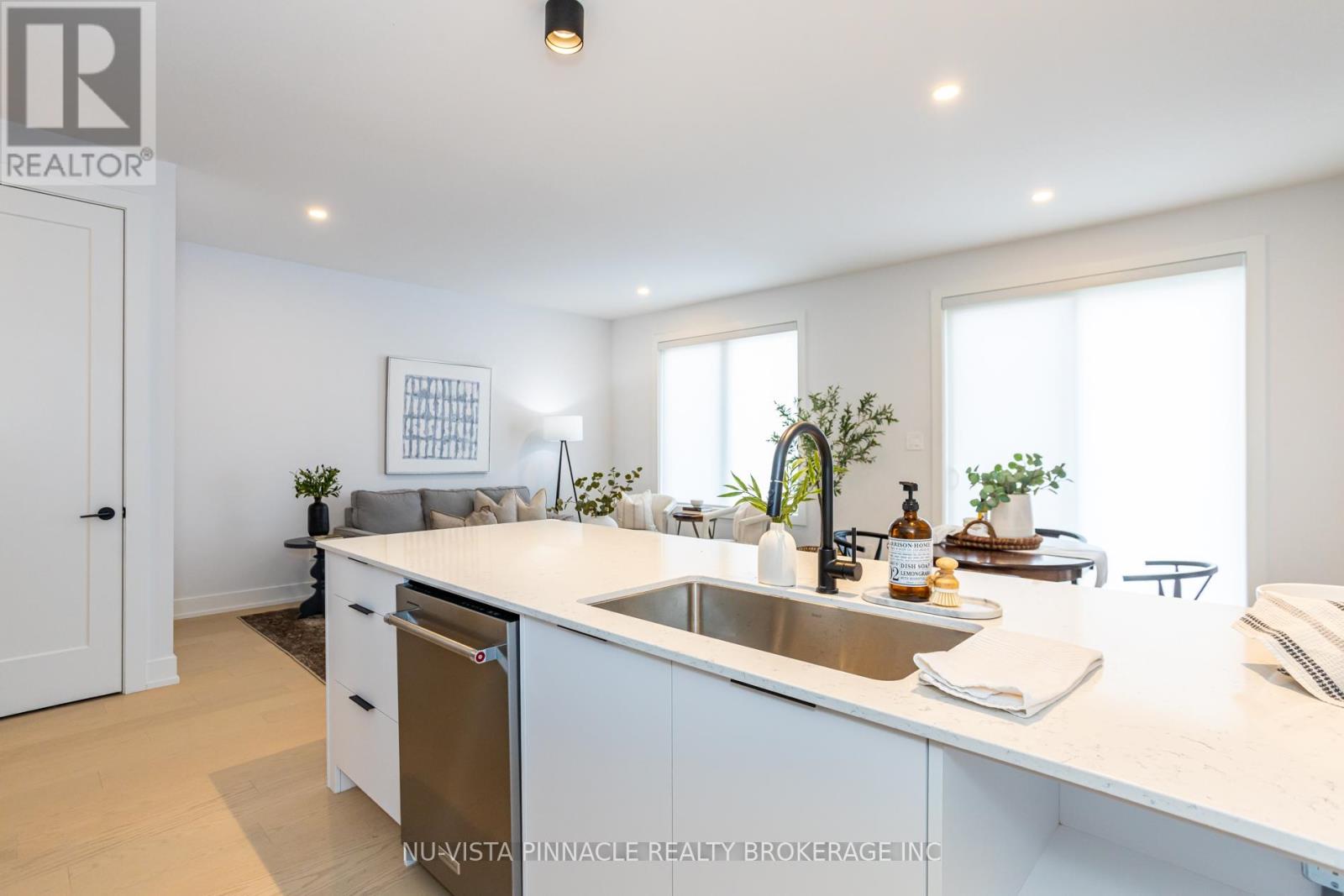 20 - 1175 Riverbend Road, London South, Ontario  N6K 0M8 - Photo 9 - X12940246