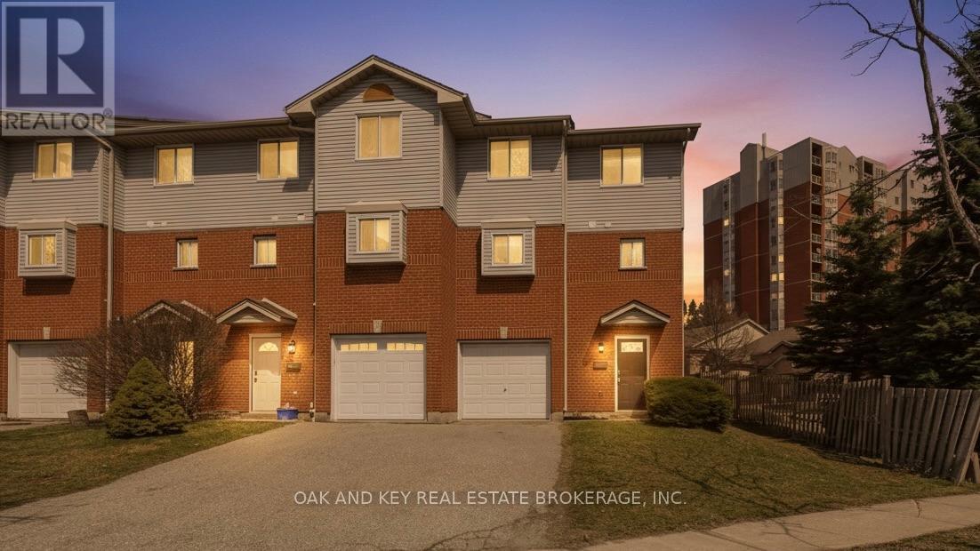 18 CHAPMAN COURT, London North, Ontario