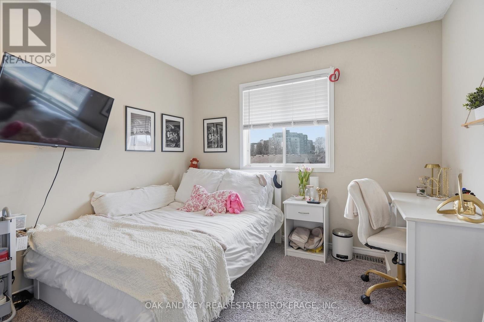 18 Chapman Court, London North, Ontario  N6G 5A7 - Photo 16 - X12940248