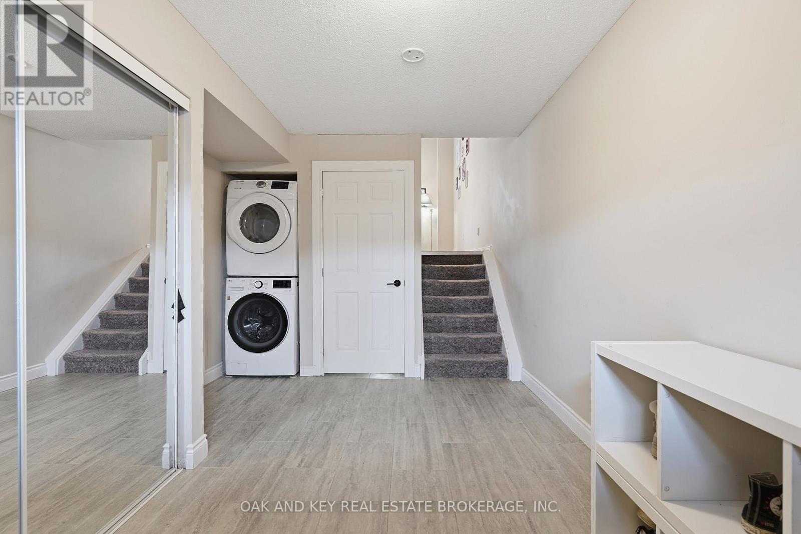 18 Chapman Court, London North, Ontario  N6G 5A7 - Photo 28 - X12940248