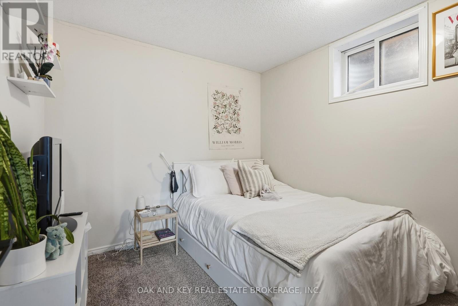 18 Chapman Court, London North, Ontario  N6G 5A7 - Photo 32 - X12940248