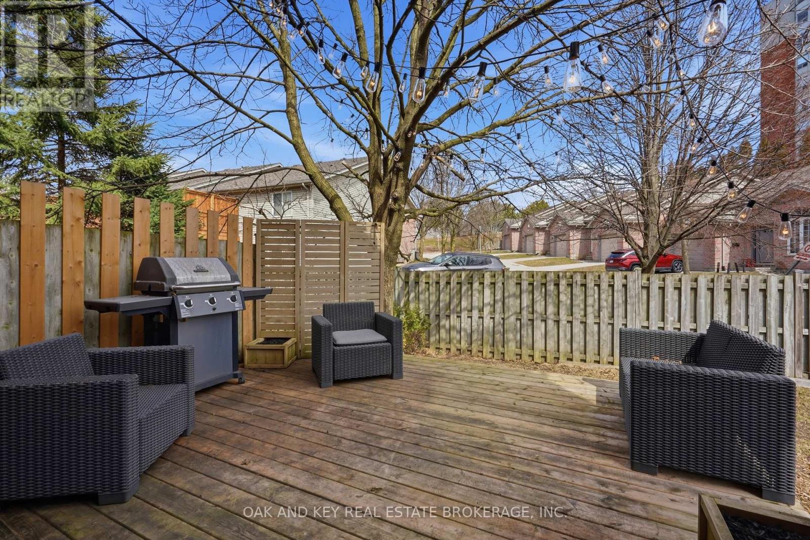 18 Chapman Court, London North, Ontario  N6G 5A7 - Photo 34 - X12940248