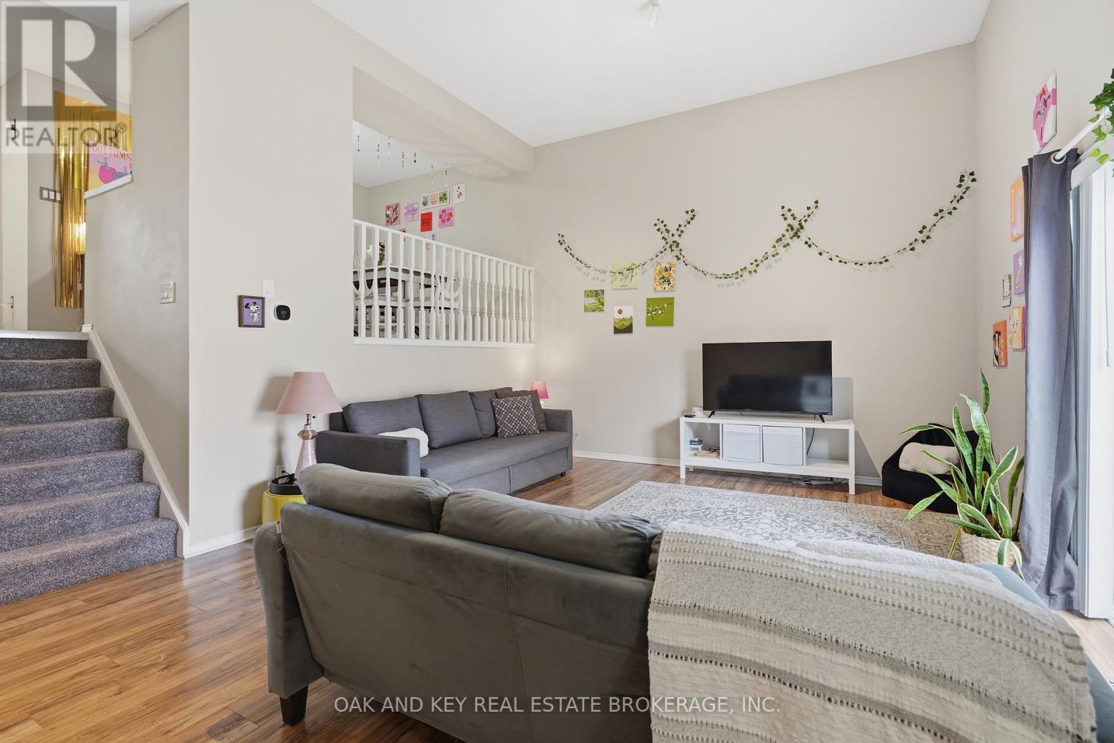 18 Chapman Court, London North, Ontario  N6G 5A7 - Photo 4 - X12940248