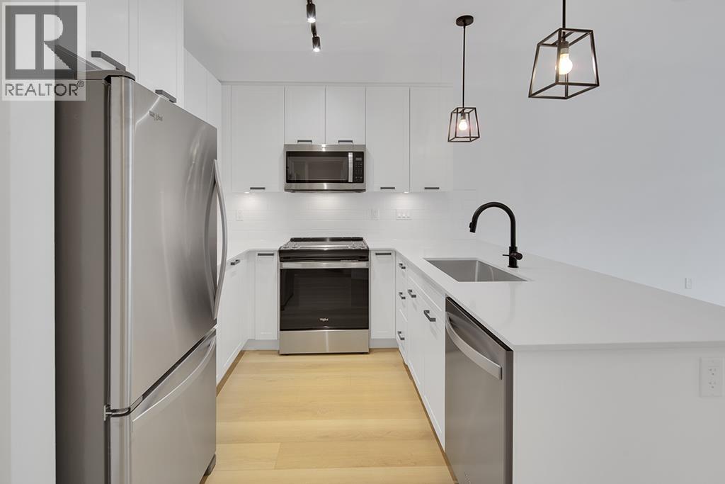 114 22562 121 Street, Maple Ridge, British Columbia  V2X 3Y8 - Photo 4 - R3104597