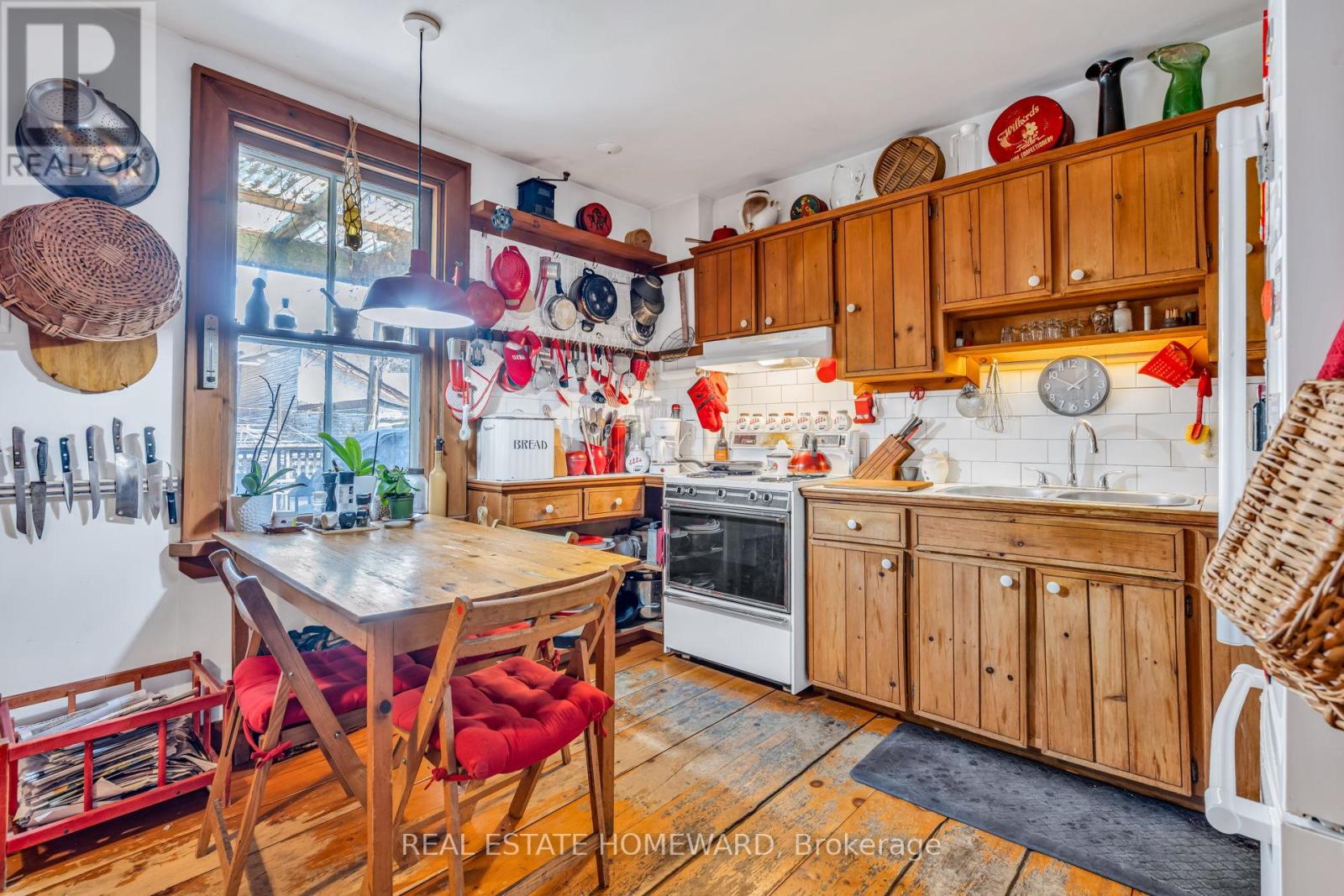 97 Massey Street, Toronto, Ontario  M6J 2T5 - Photo 8 - C12940166