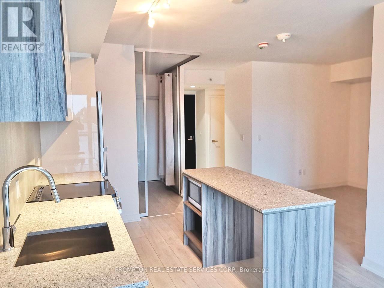 209 - 31 Tippett Road, Toronto, Ontario  M3H 0C8 - Photo 3 - C12940186