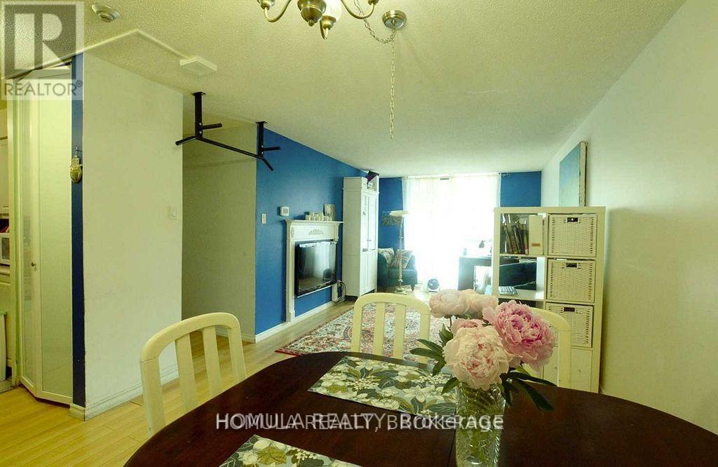 303 - 250 Jarvis Street, Toronto, Ontario  M5B 2L2 - Photo 2 - C12940216