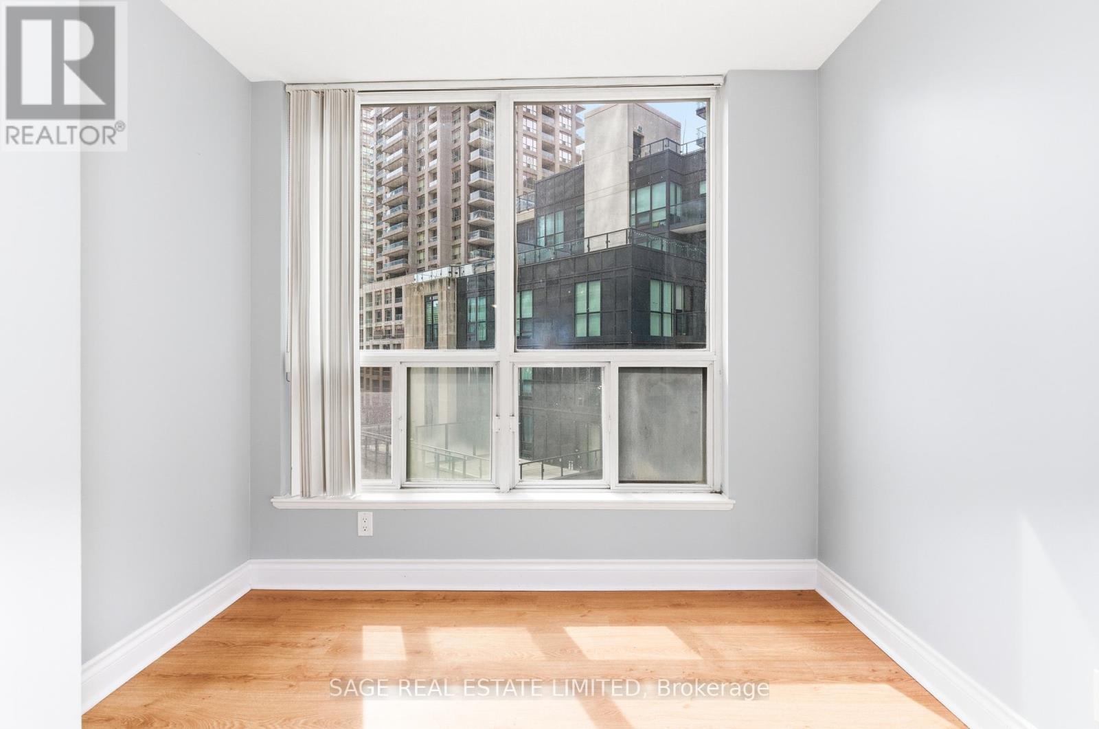 603 - 24 Wellesley Street W, Toronto, Ontario  M4Y 2X6 - Photo 10 - C12940254