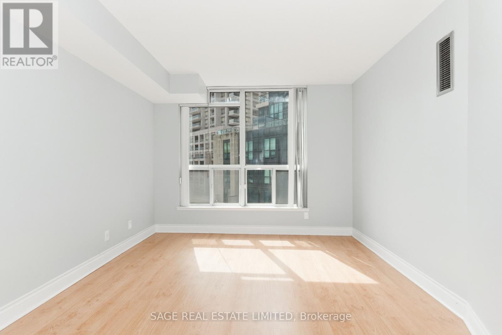 603 - 24 Wellesley Street W, Toronto, Ontario  M4Y 2X6 - Photo 12 - C12940254