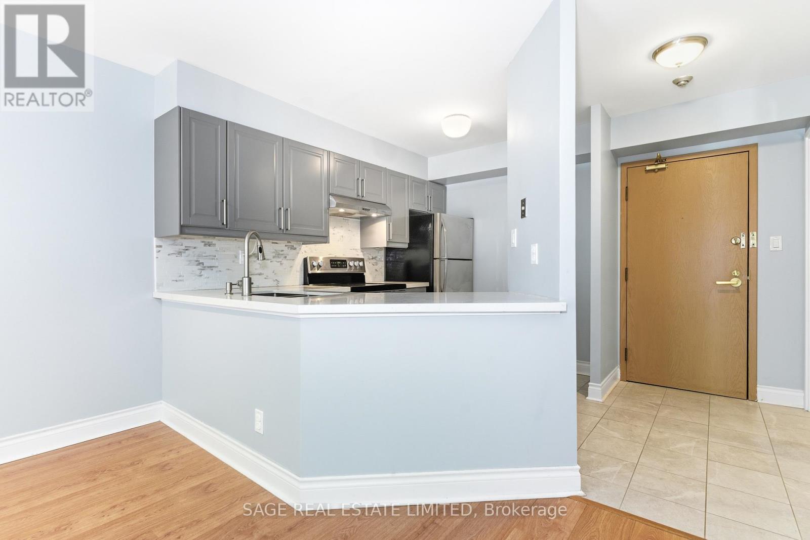 603 - 24 Wellesley Street W, Toronto, Ontario  M4Y 2X6 - Photo 3 - C12940254