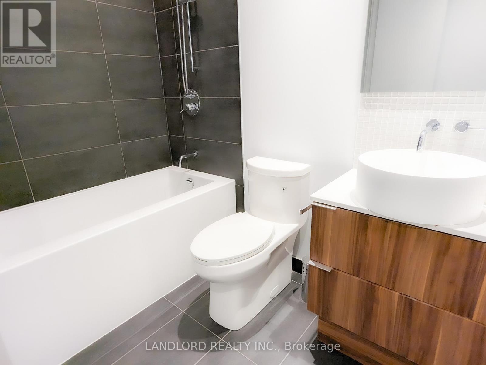 1801 - 185 Roehampton Avenue, Toronto, Ontario  M4P 0C6 - Photo 14 - C12940260