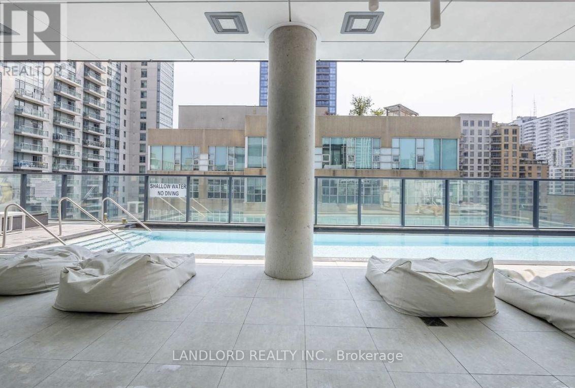 1801 - 185 Roehampton Avenue, Toronto, Ontario  M4P 0C6 - Photo 18 - C12940260