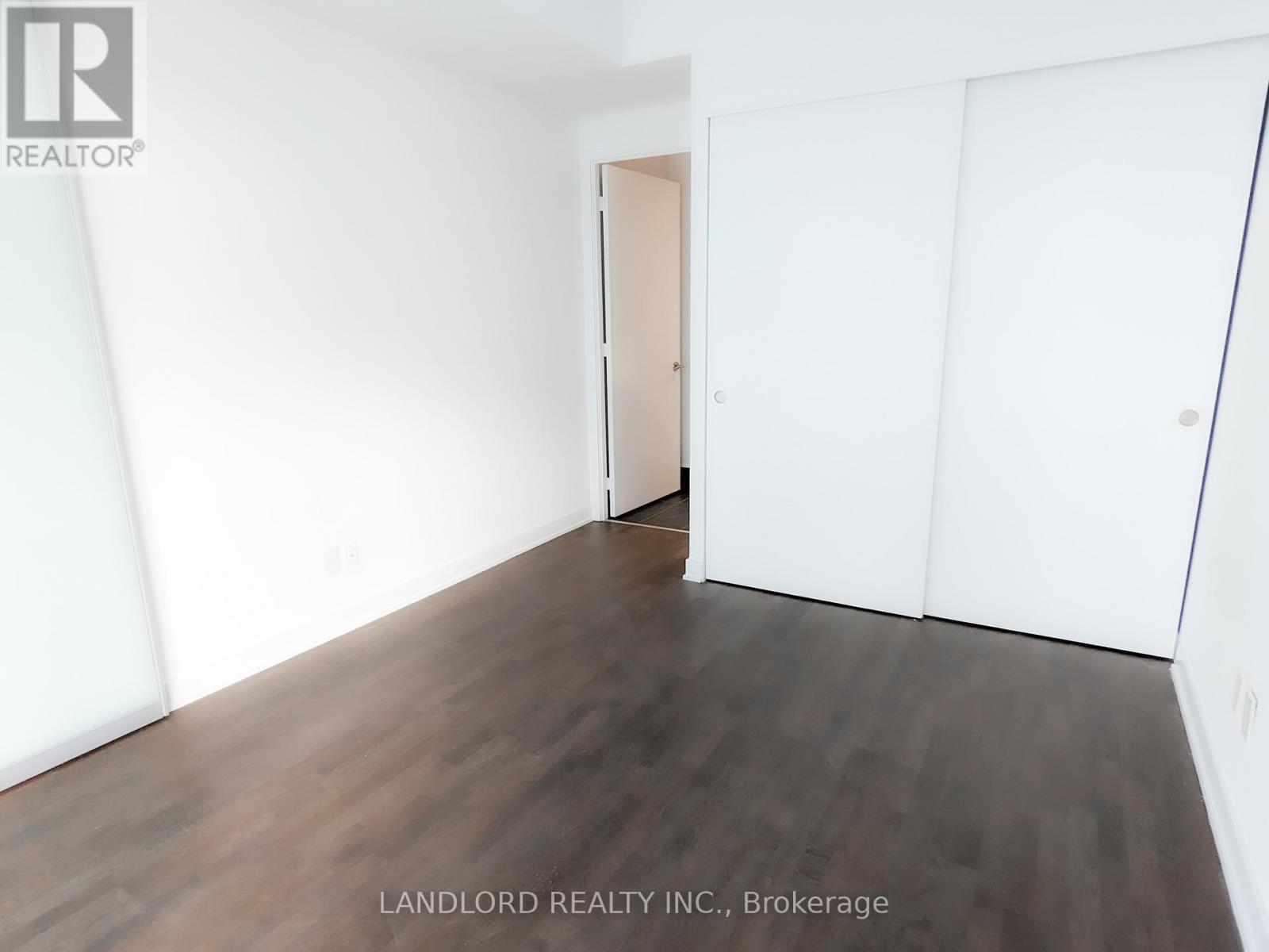 1801 - 185 Roehampton Avenue, Toronto, Ontario  M4P 0C6 - Photo 9 - C12940260