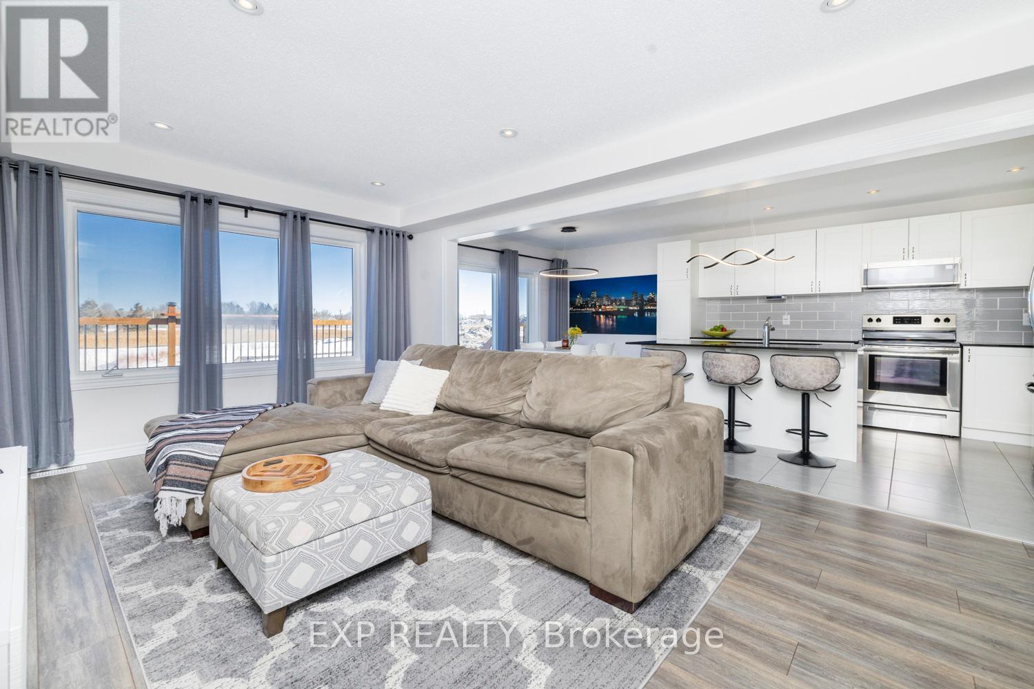 161 Cranesbill Road, Ottawa, Ontario  K2V 0J4 - Photo 5 - X12940200