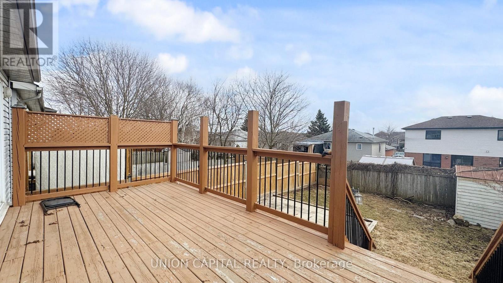 9 Fenwick Avenue, Clarington, Ontario  L1C 4R6 - Photo 11 - E12940178