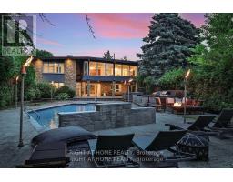 40 HEATHVIEW AVENUE, Toronto, Ontario