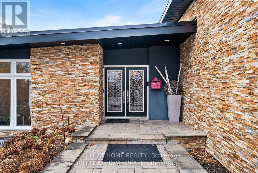 40 Heathview Avenue, Toronto, Ontario  M2K 2C1 - Photo 7 - C12798824