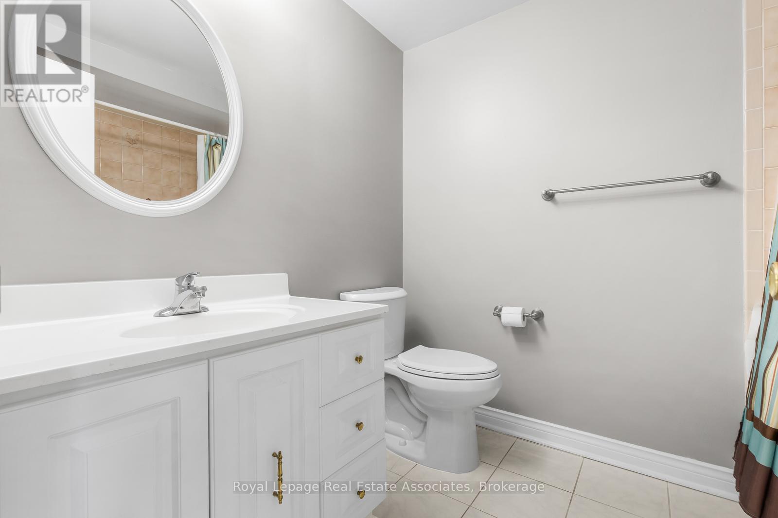 81 Lund Street, Richmond Hill, Ontario  L4C 5V3 - Photo 26 - N12879698