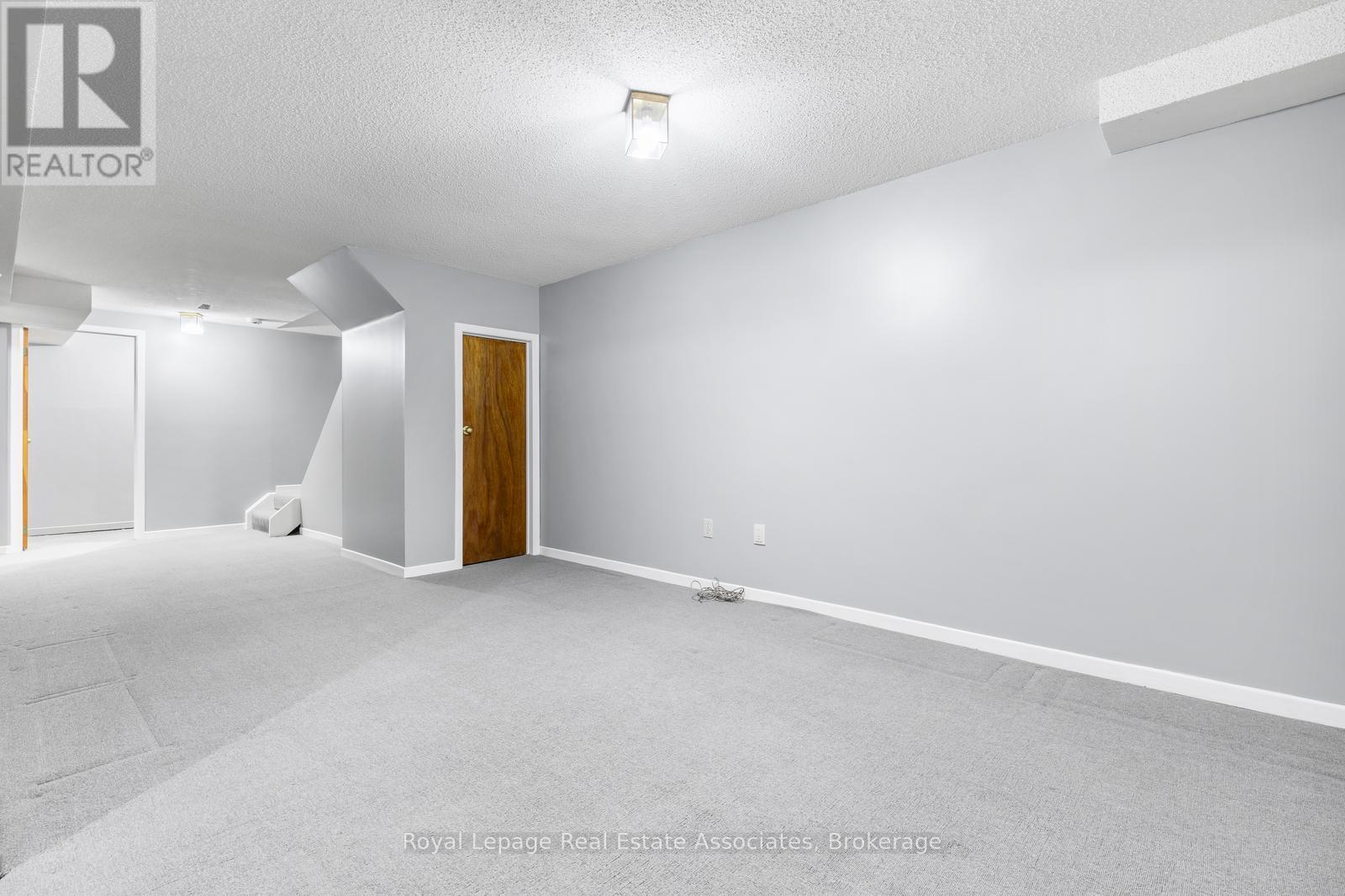 81 Lund Street, Richmond Hill, Ontario  L4C 5V3 - Photo 34 - N12879698