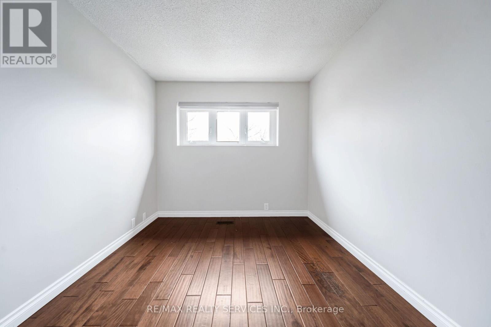 96 Royal Palm Drive, Brampton, Ontario  L6Z 1P7 - Photo 28 - W12934748