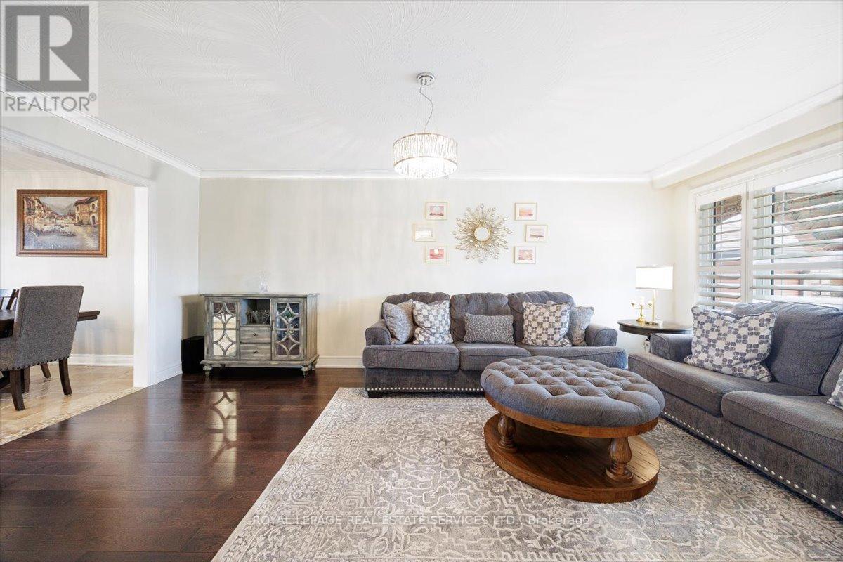 91 Macleod Street, Toronto, Ontario  M6L 2M8 - Photo 11 - W12939706