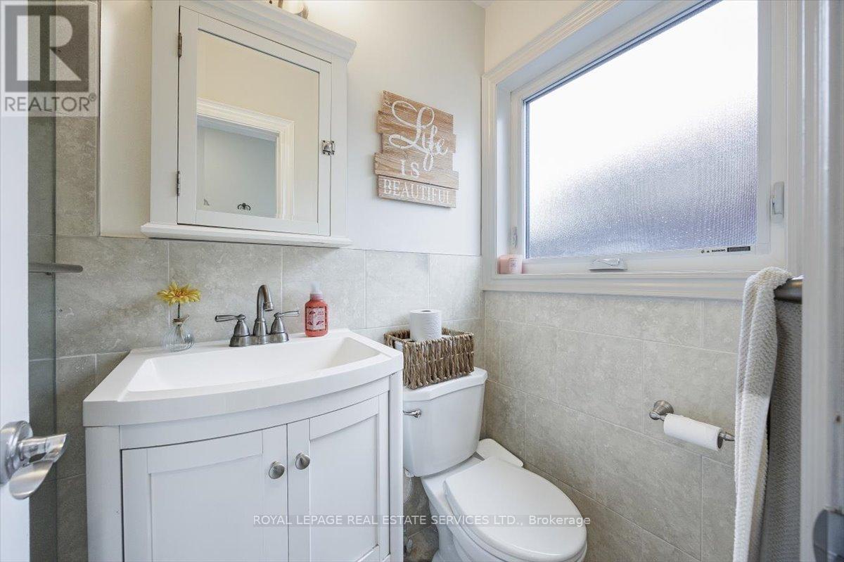 91 Macleod Street, Toronto, Ontario  M6L 2M8 - Photo 21 - W12939706