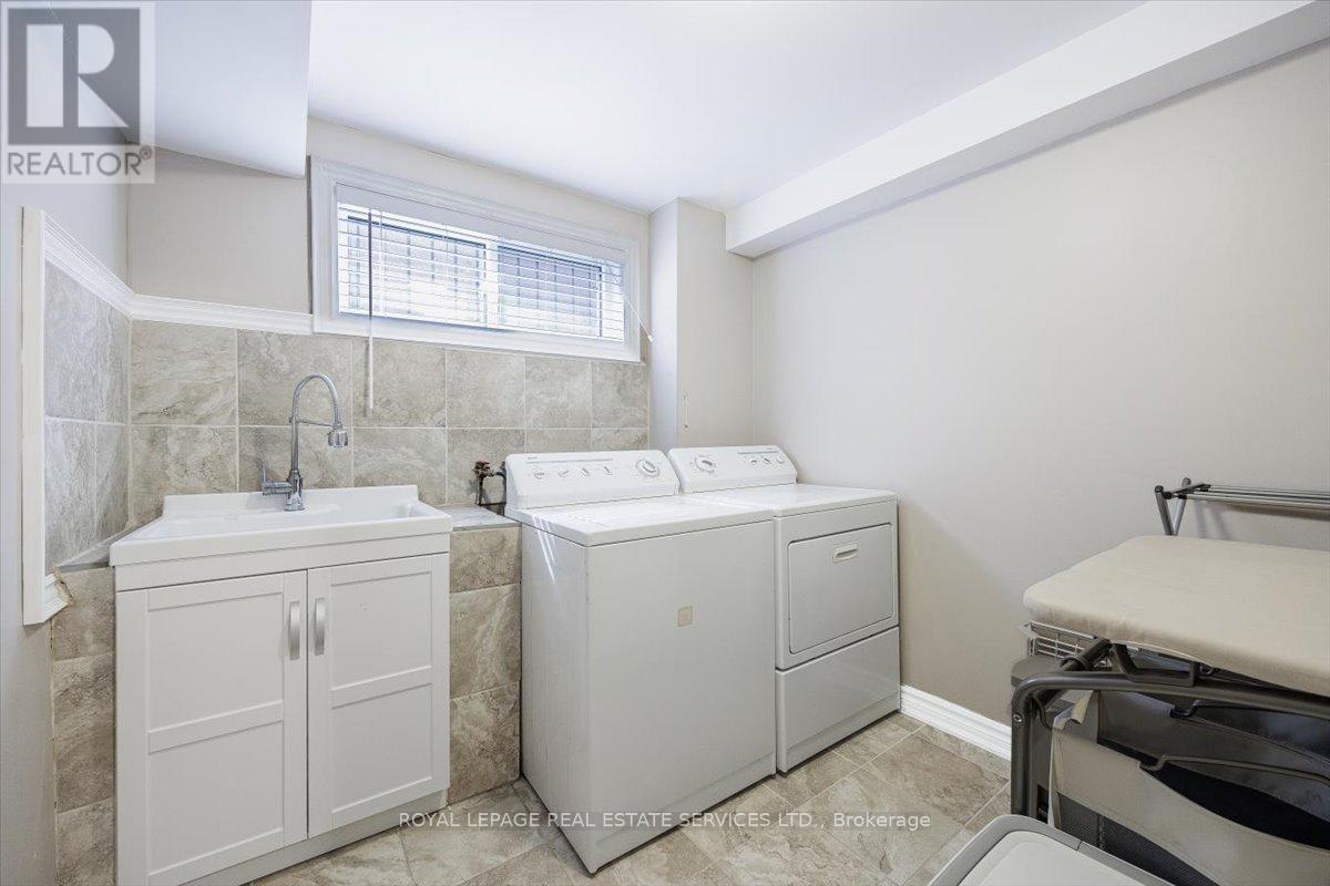 91 Macleod Street, Toronto, Ontario  M6L 2M8 - Photo 32 - W12939706