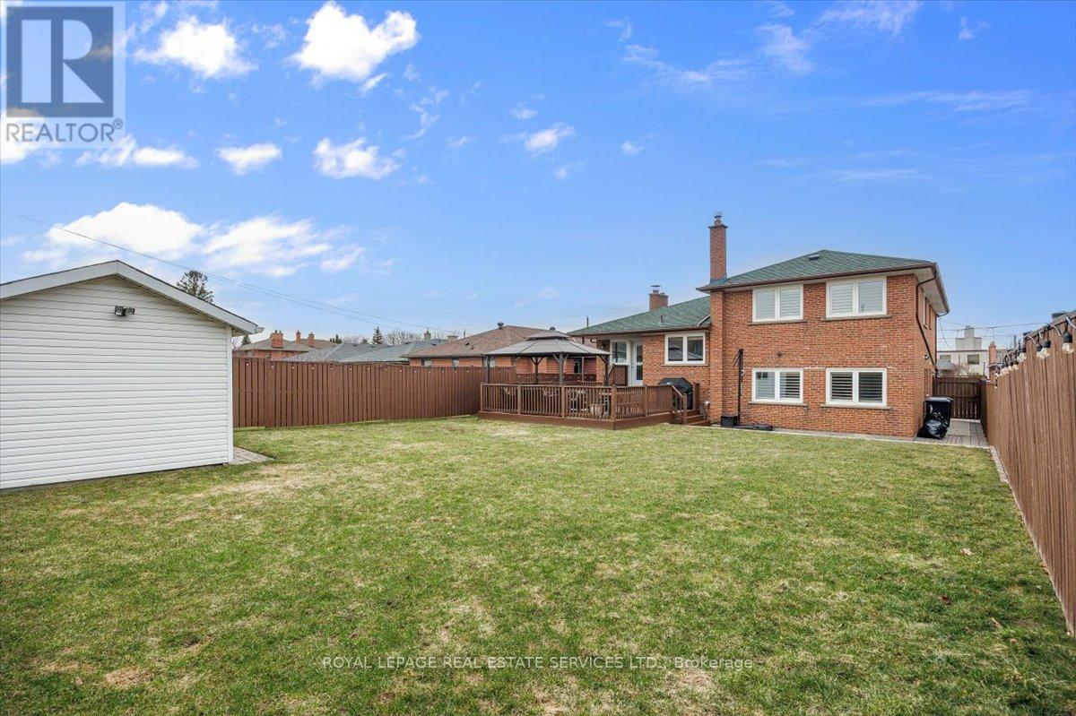 91 Macleod Street, Toronto, Ontario  M6L 2M8 - Photo 36 - W12939706