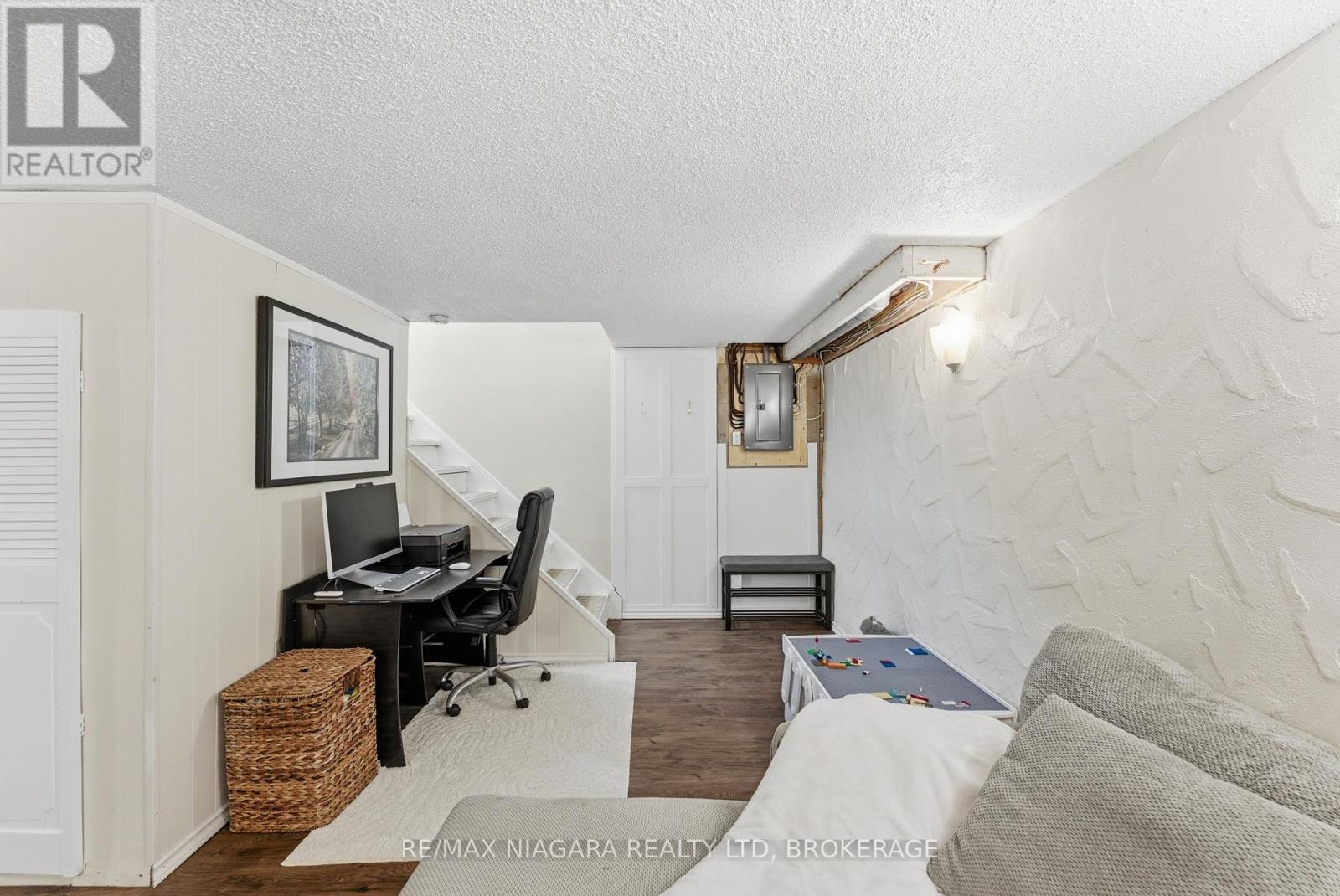 8102 Lamont Avenue, Niagara Falls (Chippawa), Ontario  L2G 6V5 - Photo 25 - X12940196